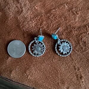Elegant Silver Floral Earrings